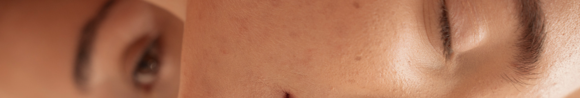 Abbigliamento di Tendenza con Scarpe e Accessori per Look Completi